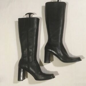 Vintage 90s black leather boots